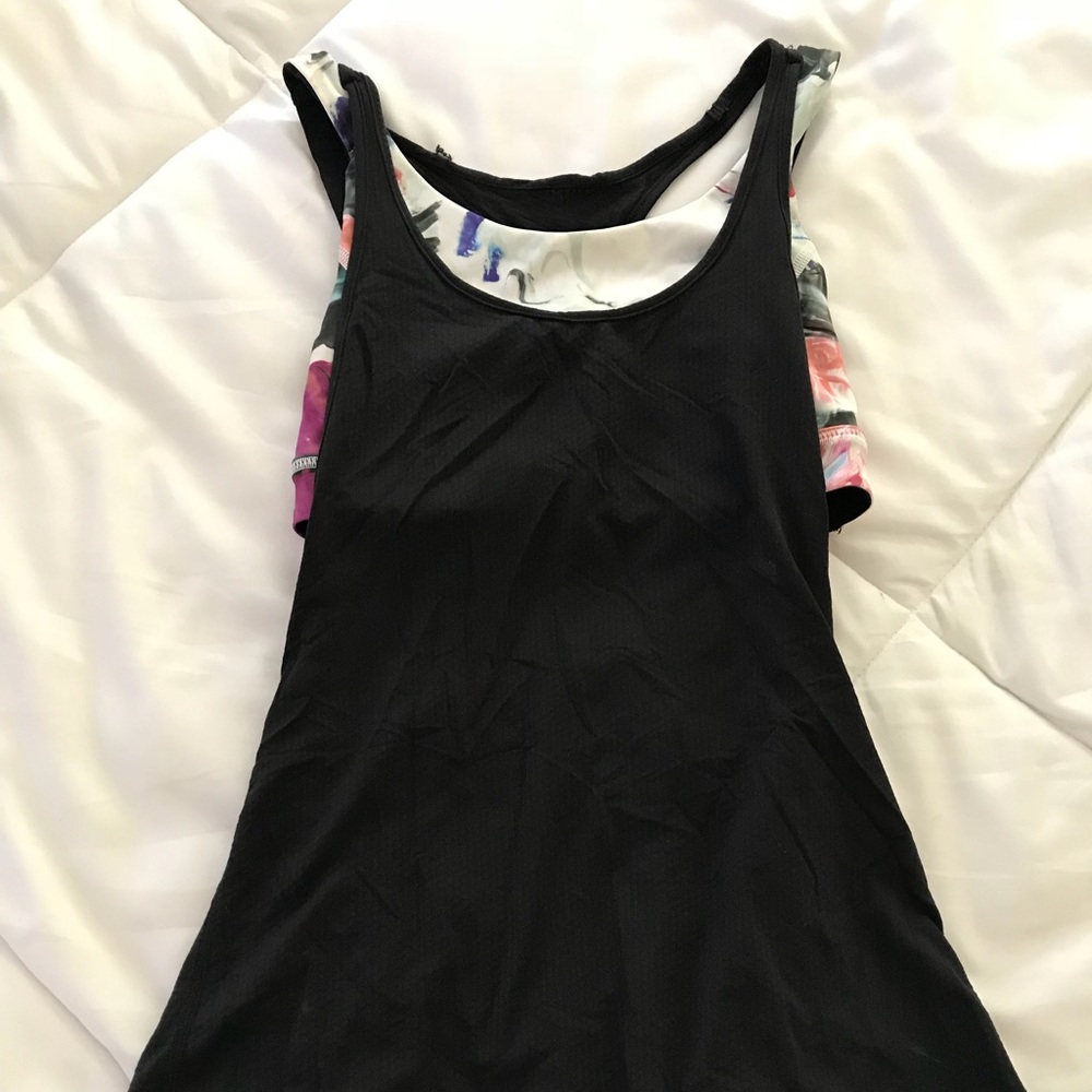 Lululemon top